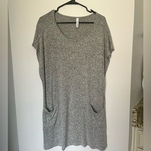 Grey Nursing top-Side Access